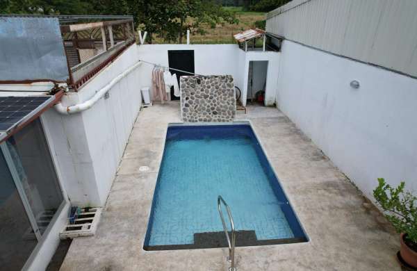 GREAT 3 BEDROOM HOME IN JACO BEACH! 2389