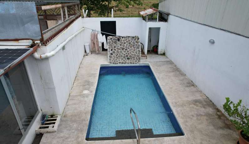 GREAT 3 BEDROOM HOME IN JACO BEACH! 2389